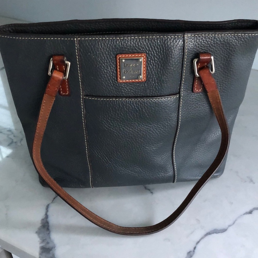 Dooney & Bourke shoulder bag